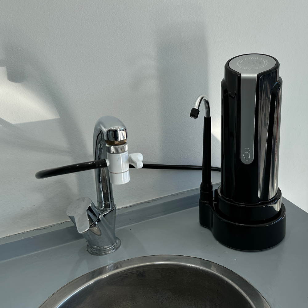 Dvigi Arsenic Safe As Plus Purificador Sobre Mesa