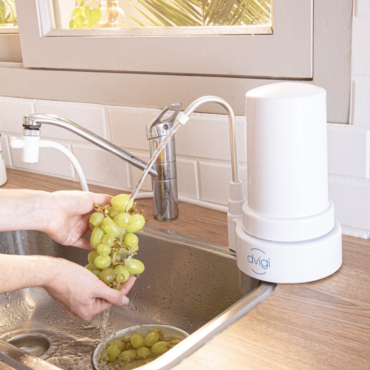 Imagen Purificador de Agua Dvigi Compact Instalado en uso