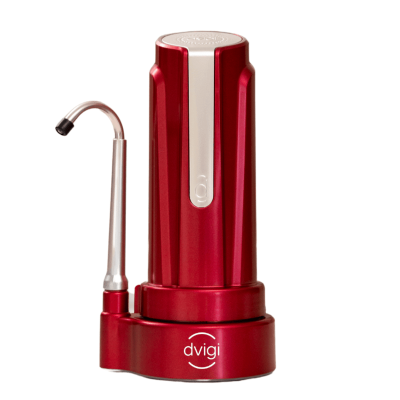 Filtro Purificador de Agua DVIGI AQUA Ruby de sobremesa color rojo, vista frontal sobre fondo blanco